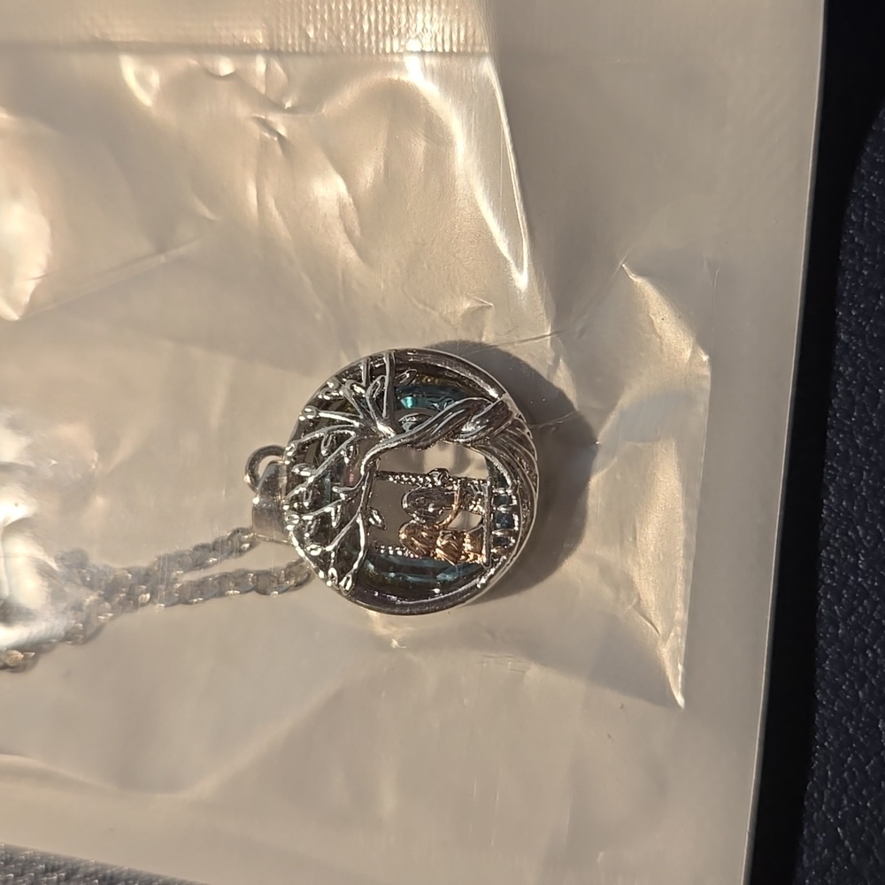 Tree of Life Pendant - Sisters